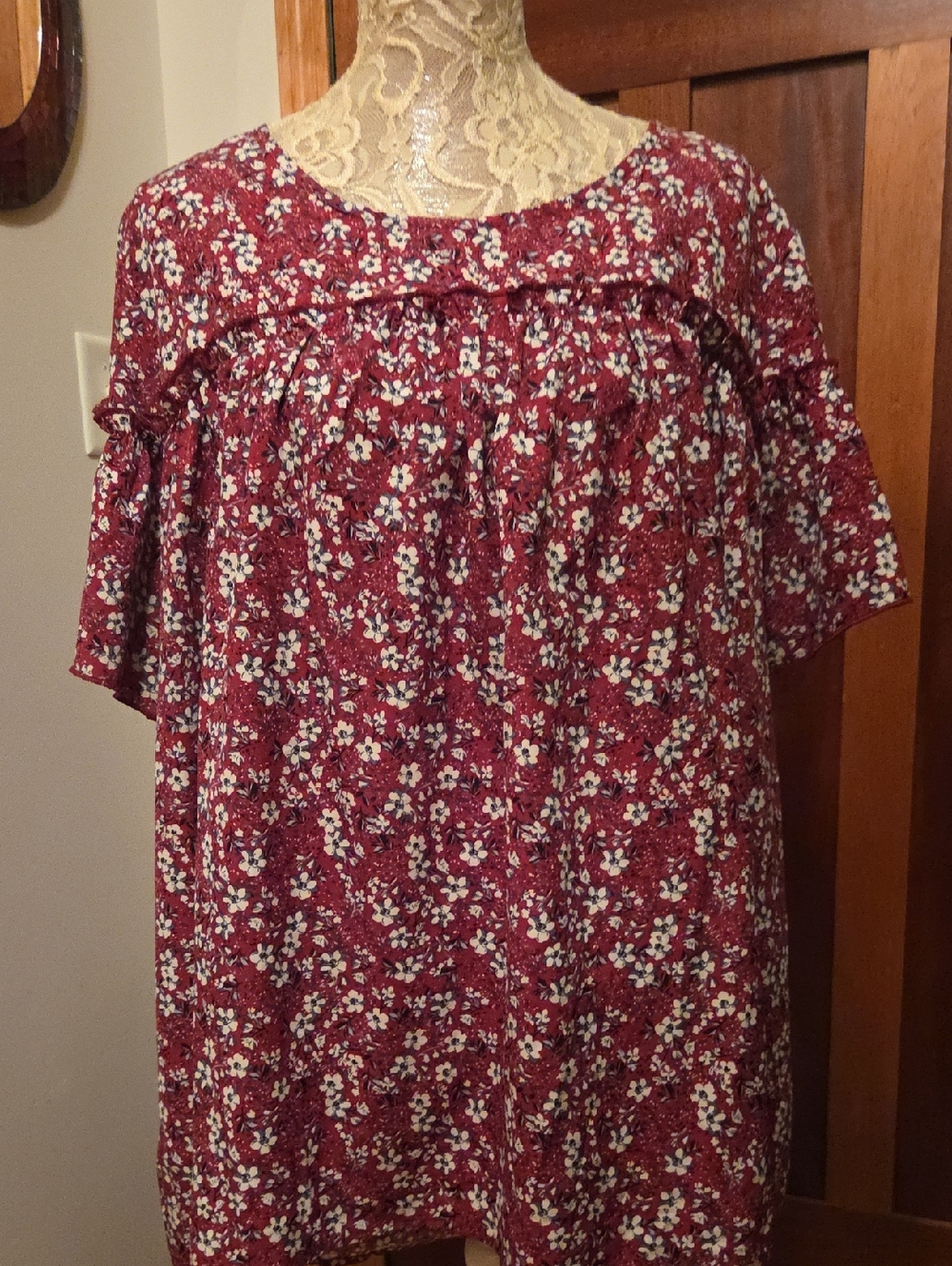 BloomChic 3X Burgundy Floral Blouse